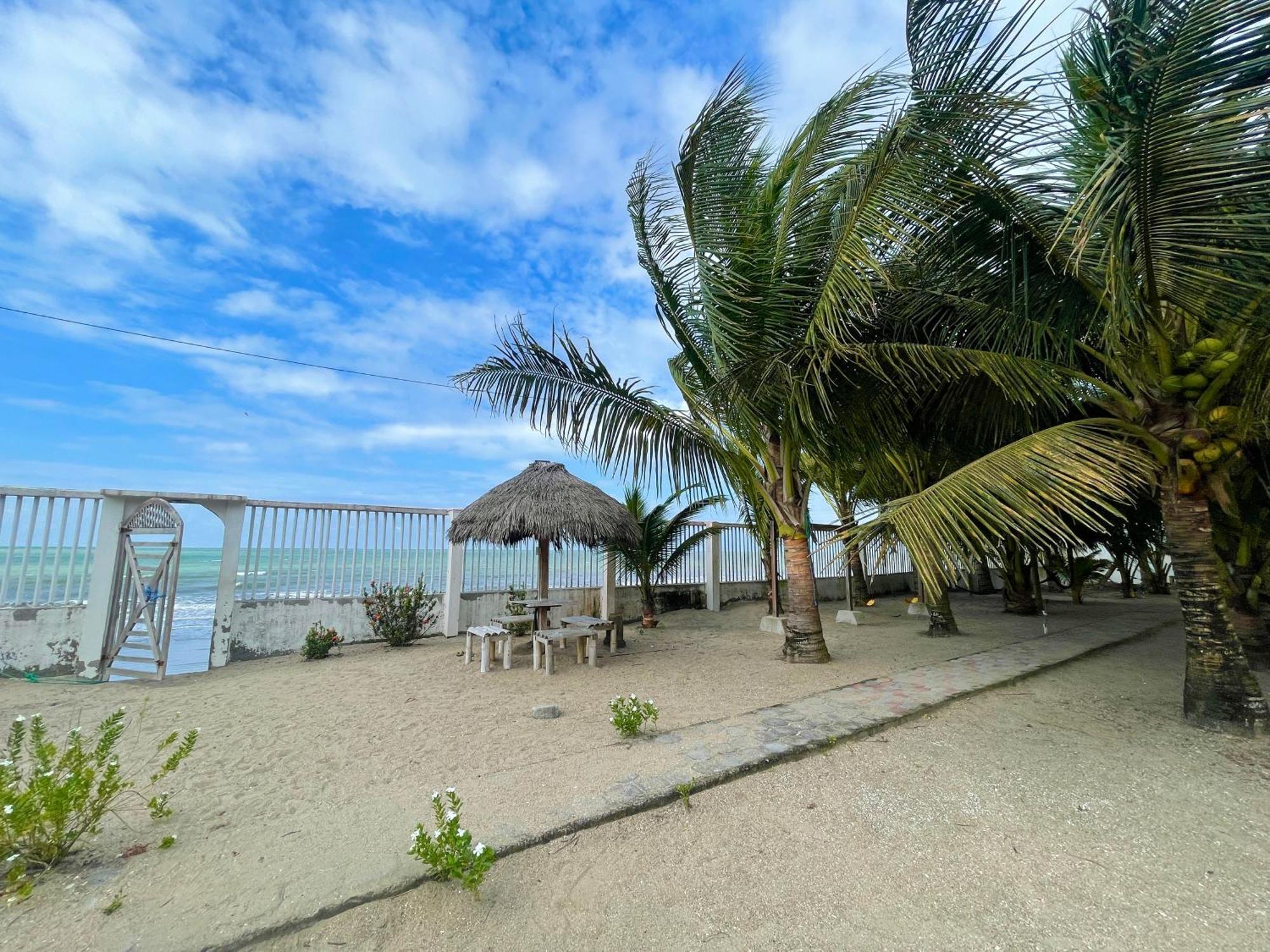 Hostal La Tolita Atacames Dış mekan fotoğraf